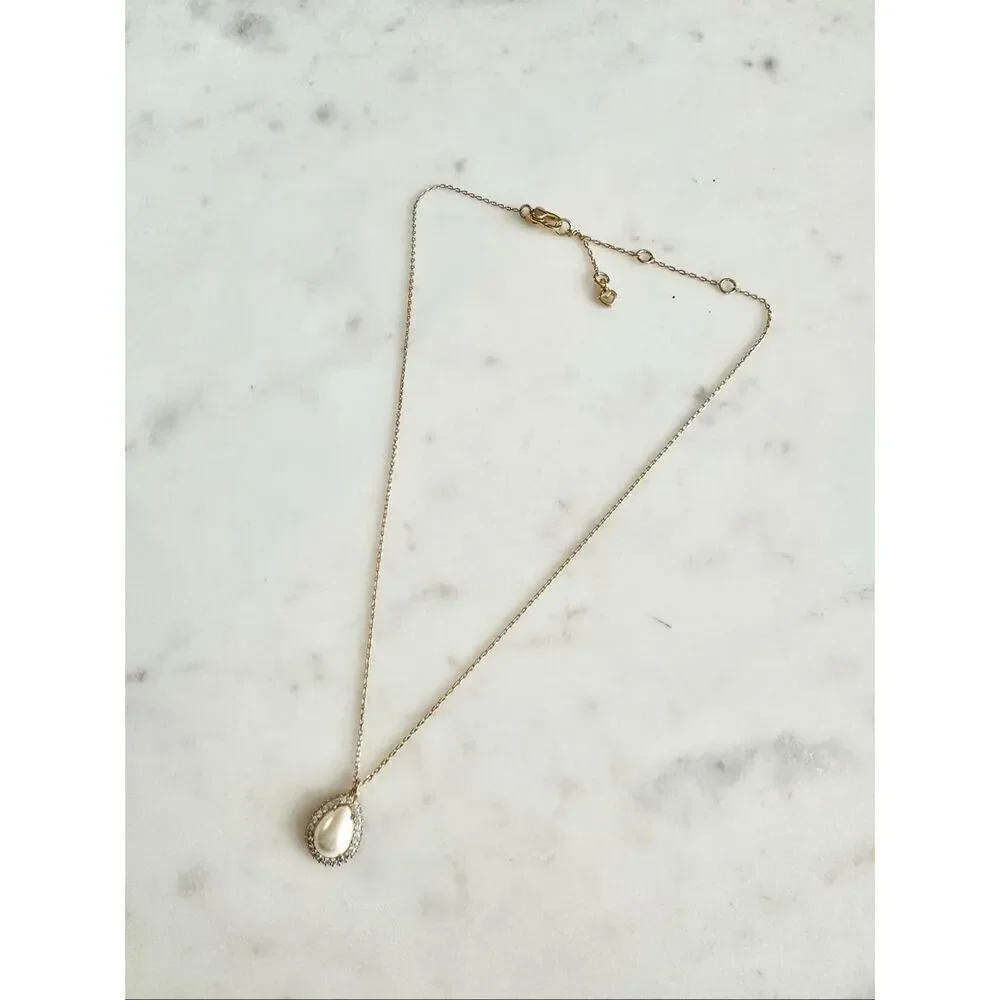 Kate Spade teardrop pearl necklace